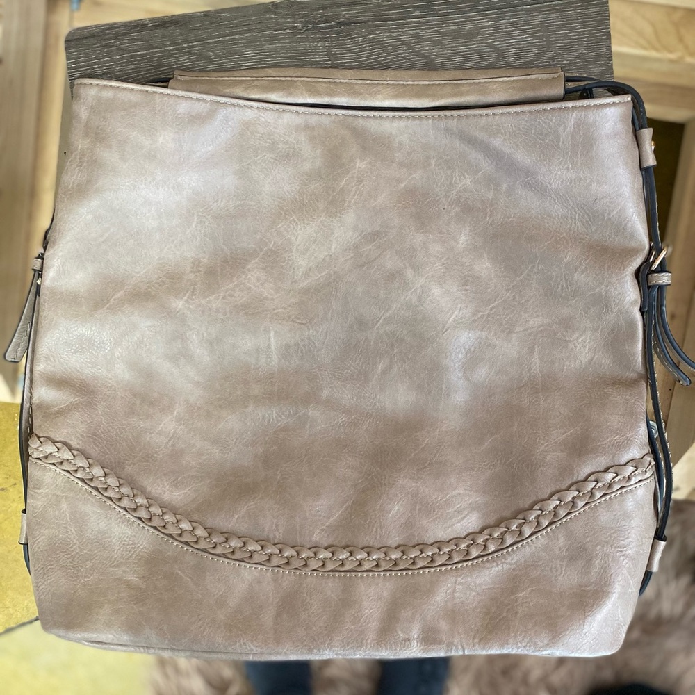 Like New Hobo Handbag